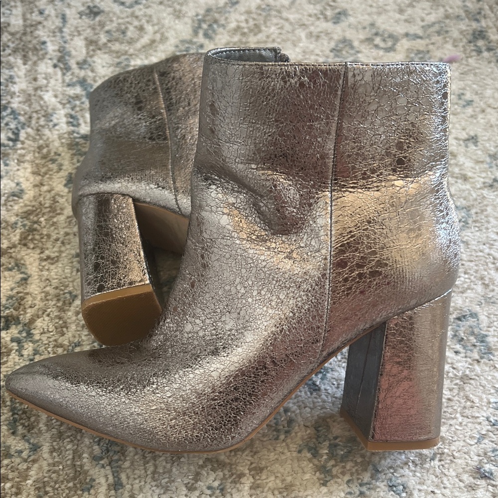 ShuShop Metallic Pewter Pointed-Toe Block Heel Ankle Boots - Picture 4 of 6